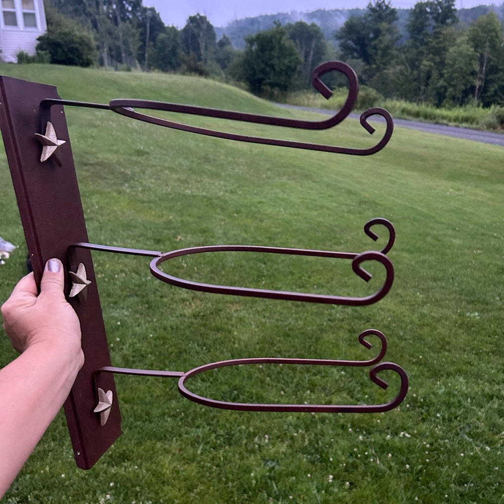 Cowboy hat rack